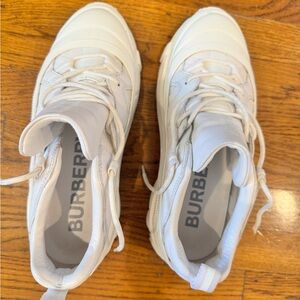 Burberry Women's White Athletic Shoes
